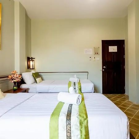 Huen Hug Chiang Mai Hotel Exterior photo